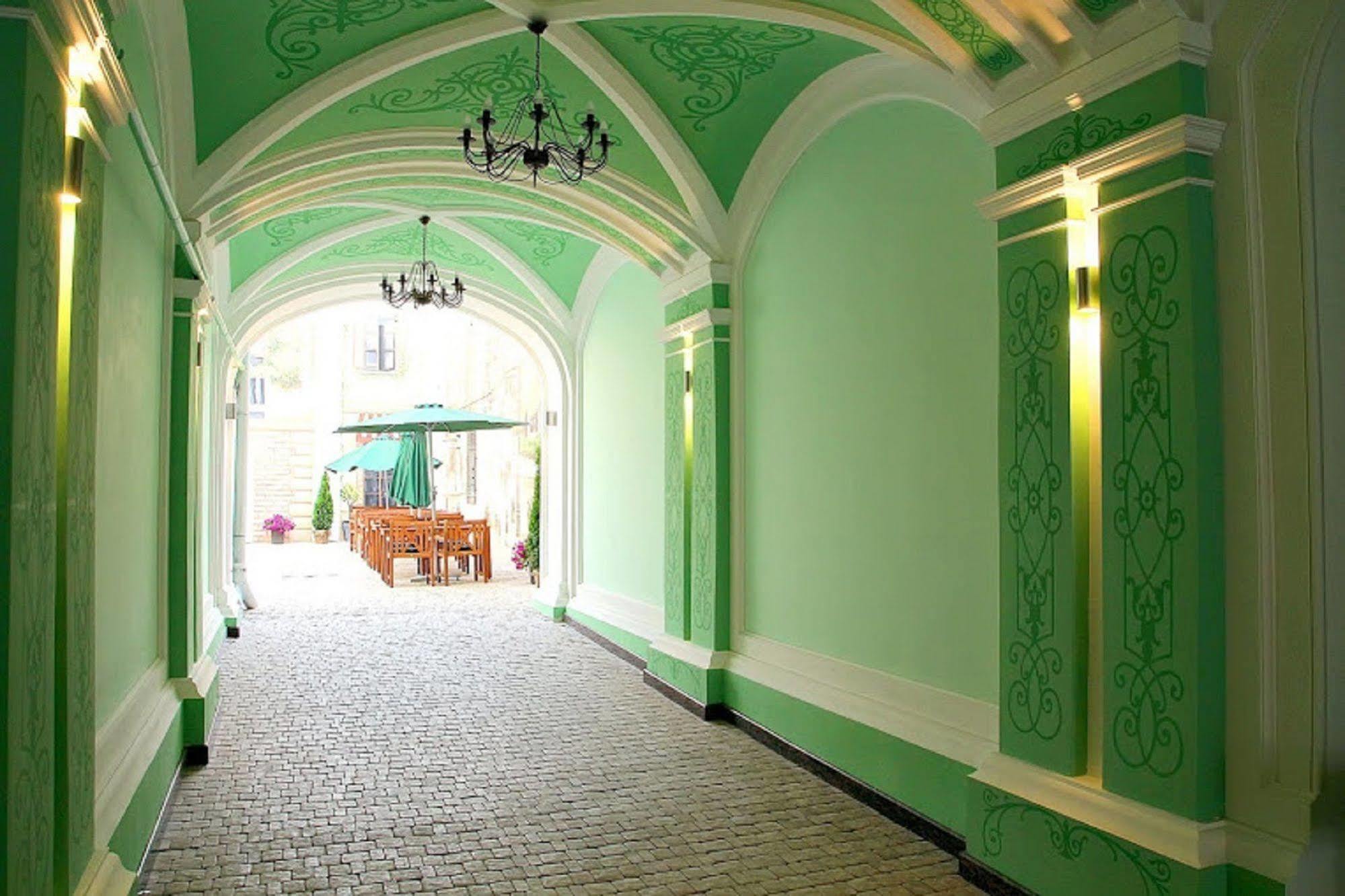 Vintage Hotel Οδησσός Εξωτερικό φωτογραφία